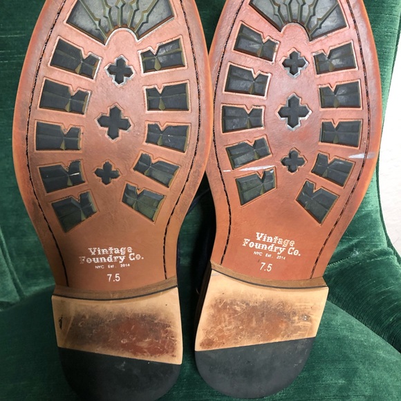 Mens Boots size 7 1/2. - Picture 7 of 7